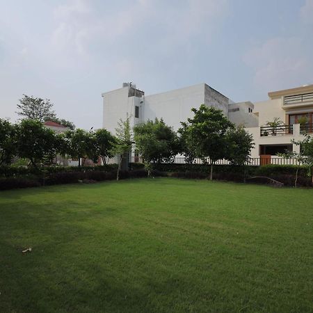 Shakti Villa Home Stay Агра Экстерьер фото