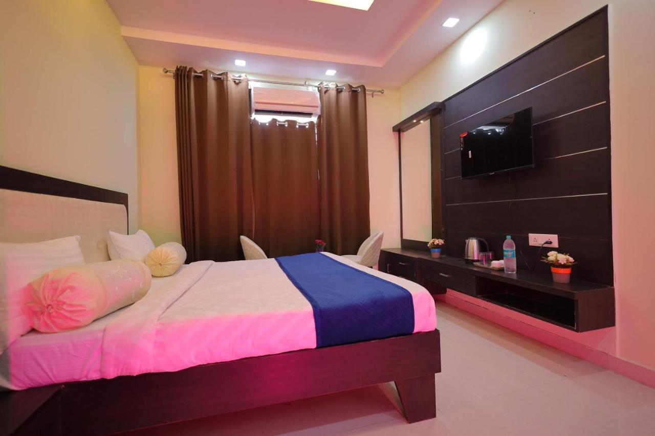 Shakti Villa Home Stay Агра Экстерьер фото